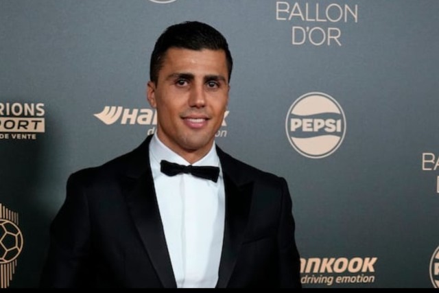 乒乓球混团世界杯：国乒8-0克罗地亚，莎头组合出战拿分（混团世界杯国乒8-0完胜克罗地亚，莎头组合亮相建功）