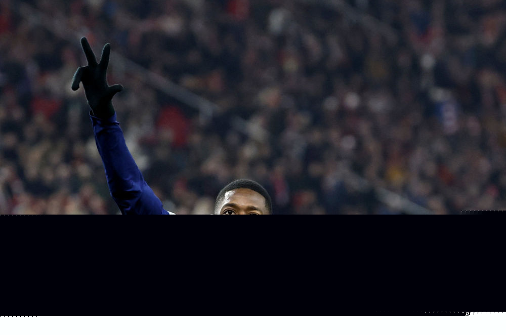 NBA半场：杨瀚森首发1篮板1失误4犯规，开拓者44-66落后灰熊（半场结束：杨瀚森先发仅1篮板、1次失误、4次犯规，开拓者44-66落后灰熊）