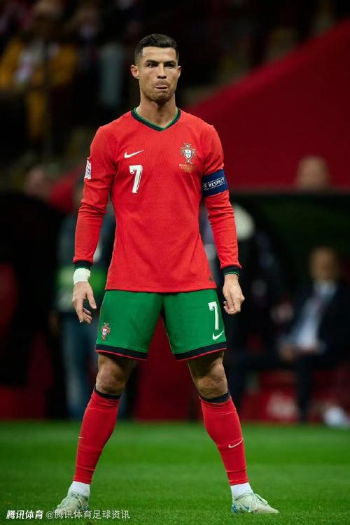 未能与武磊同场竞技，梅伦多夏窗加盟球队，13场贡献1球1助攻（无缘与武磊同场，梅伦多夏窗来投，13战收获1球1助）