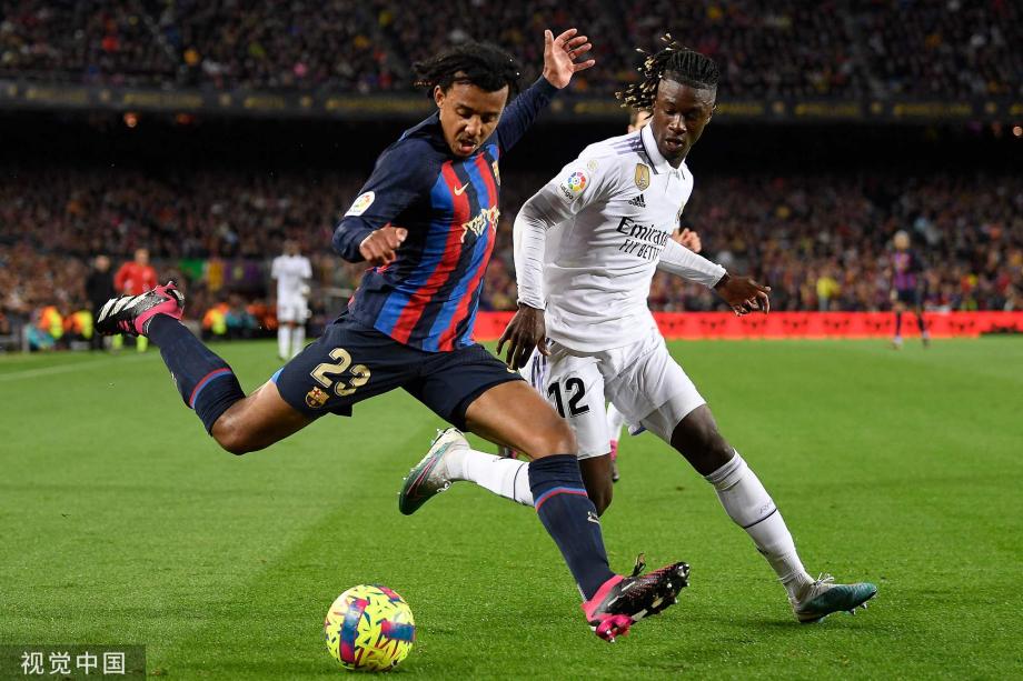 火星撞地球！枪手领跑英超&欧冠0丢球，拜仁新赛季17胜1平不败（豪门齐飞！阿森纳英超领跑欧冠零失球，拜仁新季17胜1平保持不败）