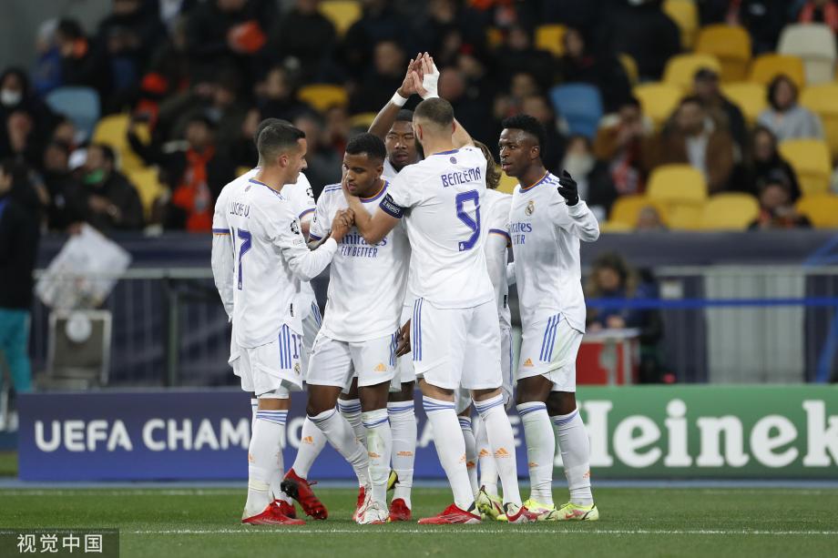 NBA：湖人加时险胜掘金 詹姆斯砍下40分（NBA：湖人加时力克掘金 詹姆斯轰下40分）