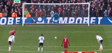 F1阿布扎比排位战报：维斯塔潘强势夺杆，诺里斯第2，皮亚斯特里第3（F1阿布扎比排位赛：维斯塔潘夺杆位，诺里斯第二，皮亚斯特里第三）